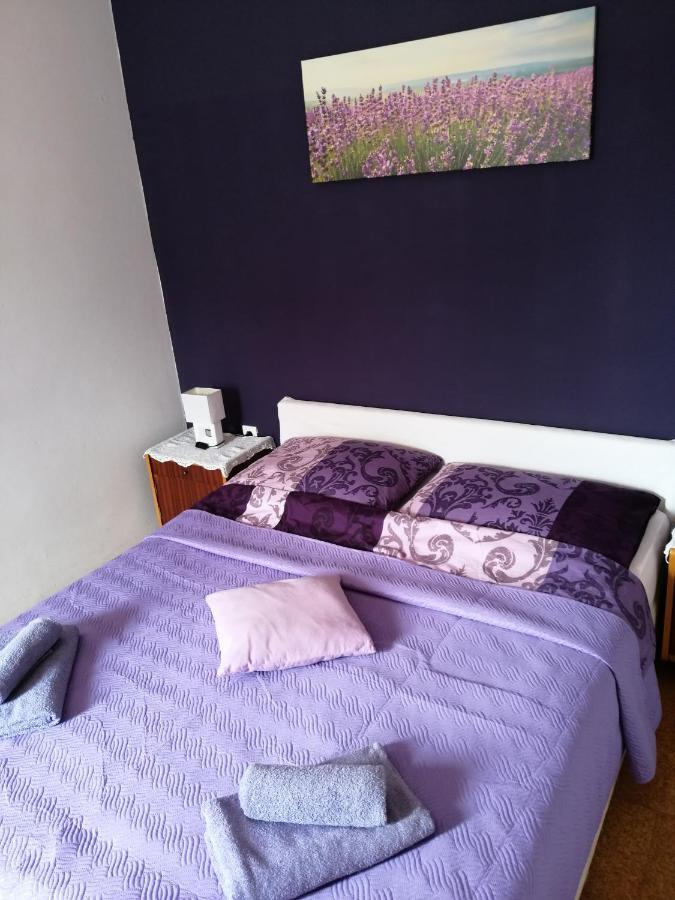 Apartmani Milka Pakoštane Esterno foto