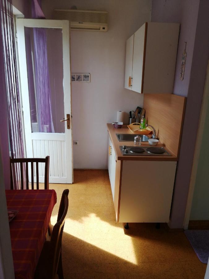 Apartmani Milka Pakoštane Esterno foto