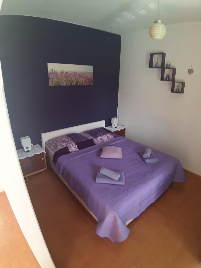 Apartmani Milka Pakoštane Esterno foto